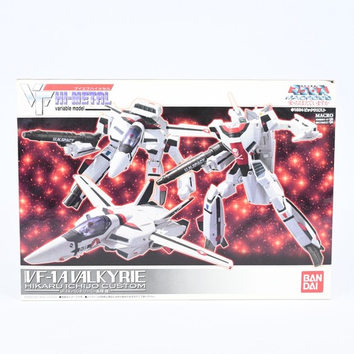 Figura bandai metal r - figura, hi-metal